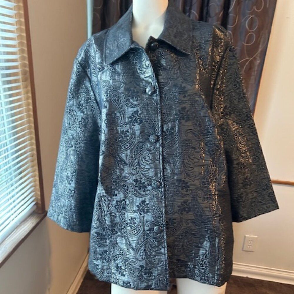 Alfred Dunner Blue/Silver Metallic Paisley 3/4 sleeves blazer, size 20W